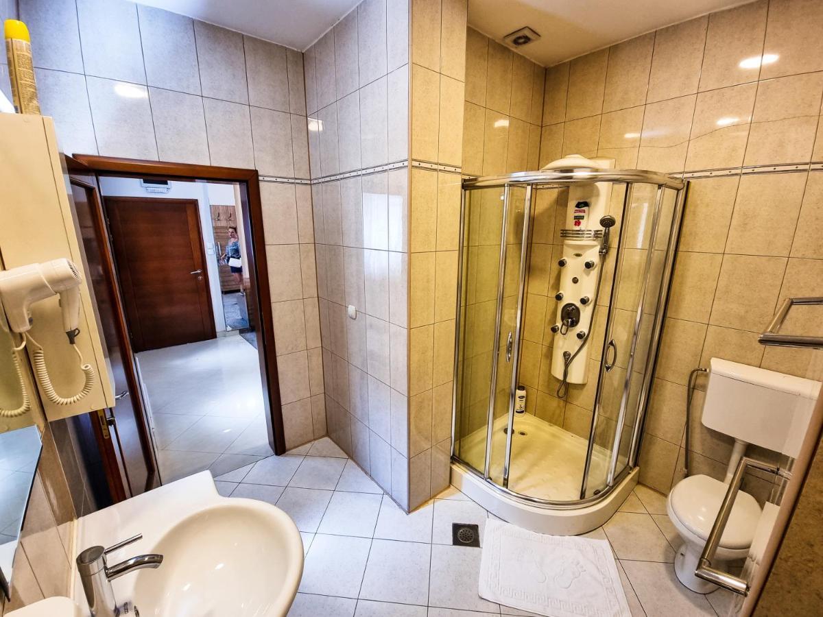 Apartments Alf - Om Banja Luka Ngoại thất bức ảnh