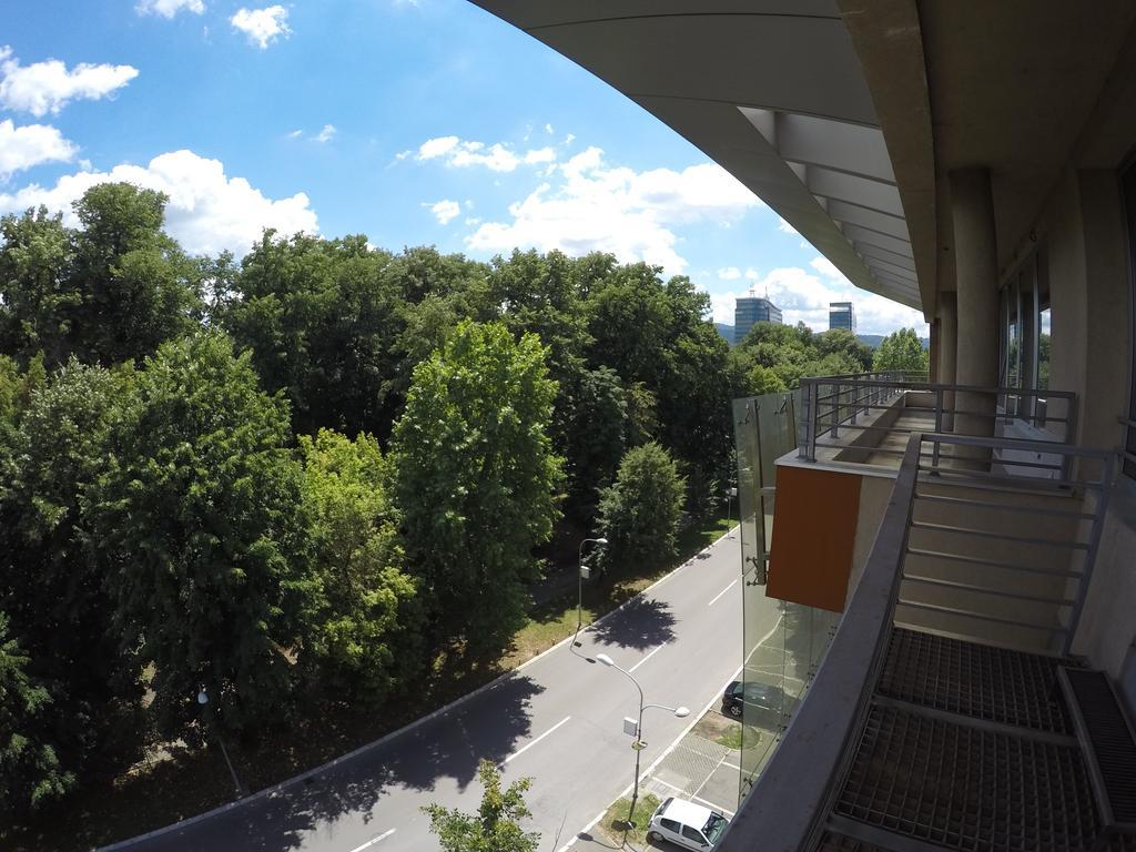 Apartments Alf - Om Banja Luka Ngoại thất bức ảnh